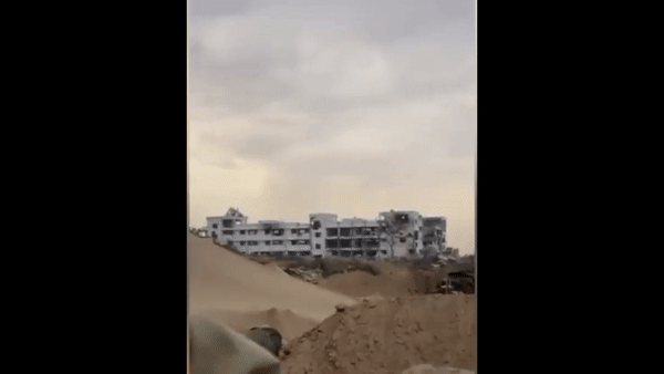 하마스 의사당 폭파 장면으로 추정되는 영상이 SNS를 통해 확산하고 있다./사진=엑스 갈무리