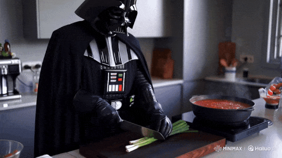 하이뤄AI에 다스베이더가 김치찌개를 끓이면서 파를 써는 모습을 요청했을 때 생성된 영상/사진=하이뤄AI