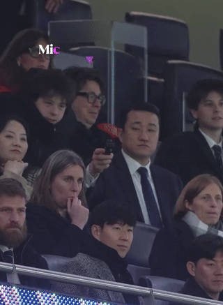 축구선수 손흥민(33·로스앤젤레스FC)의 경호원이 해외 SNS(소셜미디어)상에서 화제가 됐다. /영상=온라인 커뮤니티 갈무리