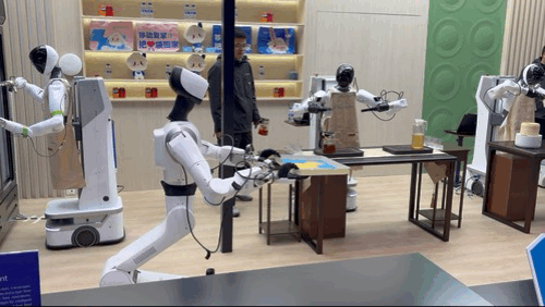 차이나 모바일 로봇 레스토랑/사진=윤지혜 기자