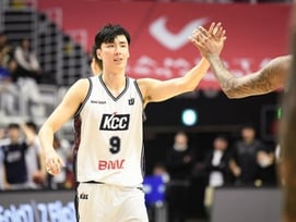 '7연승' KCC 송교창·이호현 농구영신 맞춰 컴백 예고, 그런데 또 부상자 발생