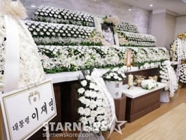 이재명 대통령, 故 안성기 애도..조국은 빈소 조문 "명복 빈다"[스타현장]