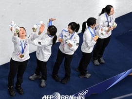 '金메달' 불량 태극기 파문 확산→"현장 시정 강력히 요청, 사과 받았다" [밀라노 올림픽]