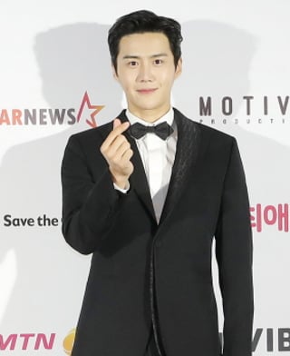 김선호