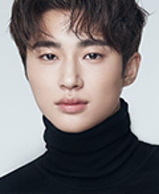 변우석