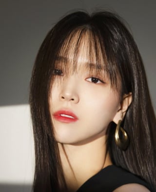 김지은