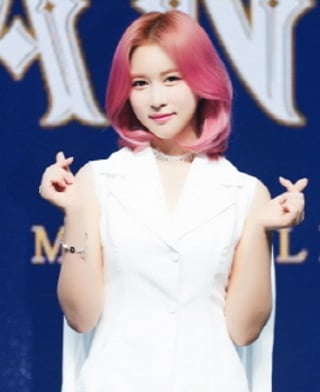 우주소녀 다영