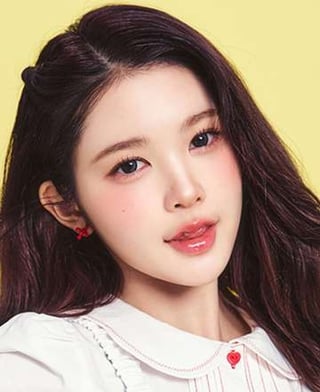 하츠투하츠 에이나