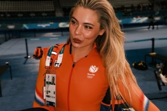 Huy chương vàng → Giá đấu giá đồng phục thất bại '16,6 tỷ won mỗi năm' để lộ đồ lót... Dự định quyên góp cho triển vọng. [Thế vận hội Milan]