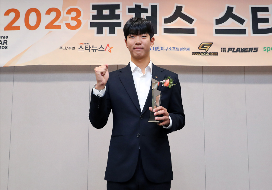 황준서