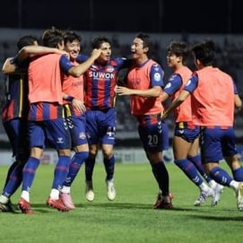 '신태용 감독 첫 패' 수원FC, 울산 4-2 격파! '싸박 2골 1도움' 폭발 [수원 현장]