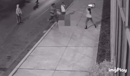 필라델피아 경찰이 공개한 사건 당시 CCTV 영상/ 사진=트위터