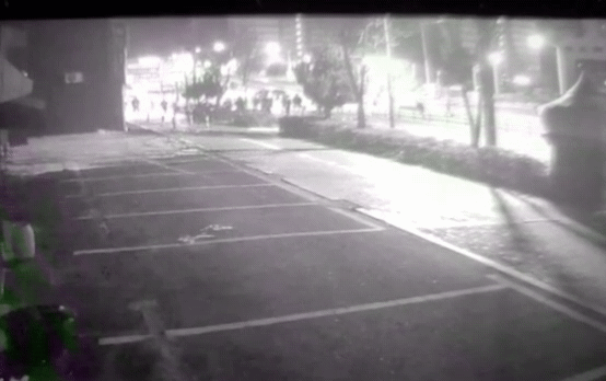 지난 2월6일 오전 2시쯤 전북 익산시 동산동의 한 도로 위에서 폭력조직 A파와 B파 사이의 패싸움이 벌어졌다./사진= 뉴스1