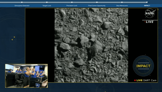 미국항공우주국(NASA)이 개발한 다트(DART) 우주선이 27일 소행성 '디모포스'에 충돌한 이후 신호가 포착되지 않는 모습. 이를 통해 NASA는 임무 성공을 공식 발표했다. / 영상=미국항공우주국(NASA)