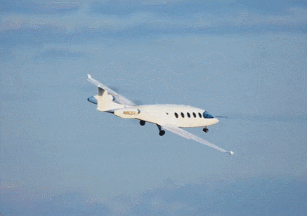 세계 최초의 배터리 기반 순수 전기 동력 여객기 '앨리스'가 첫 비행하는 모습 /영상=트위터 @EviationAero