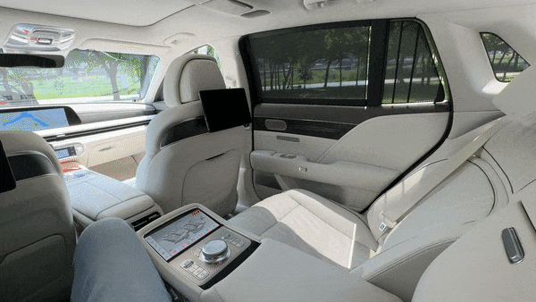 제네시스 G90 일반 모델 2023년식의 AV 모드/사진=이강준 기자