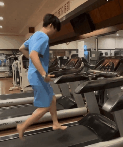 러닝머신에서 선보이는 슬릭백 /출처=인스타그램 @jjh._.522