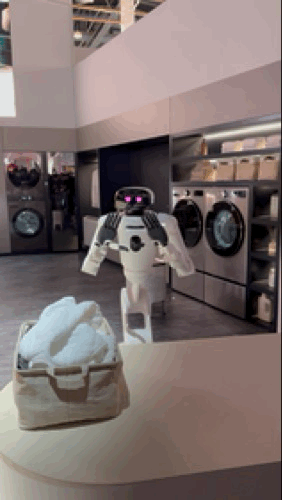 LG전자의 홈로봇 'LG 클로이드' /사진=김남이 기자