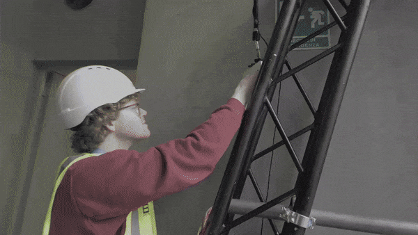 삼성전자가 국제올림픽위원회(IOC)·올림픽방송서비스(OBS)와 협력해 '2026 밀라노 코르티나 동계올림픽' 개막식 현장을 '갤럭시 S25 울트라'로 촬영하고 전 세계 시청자들에게 생중계한다고 4일 밝혔다./사진제공=삼성전자