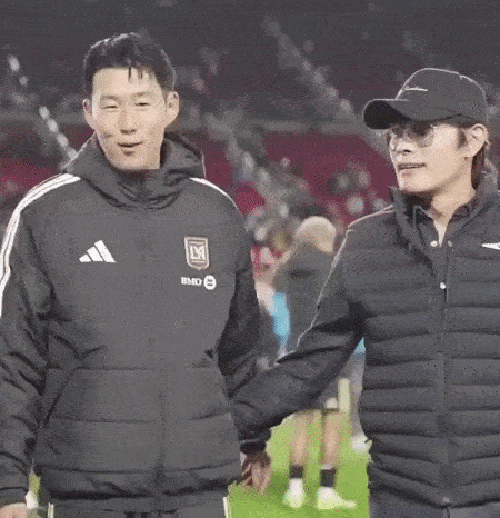 배우 이병헌과 축구선수 손흥민의 깜짝 만남이 공개됐다. /사진=MLS 공식 인스타그램