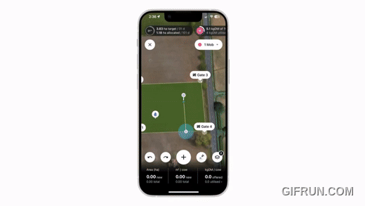 스마트폰에 설치된 할터 애플리케이션을 이용해 목장에 가상 펜스를 설치하는 모습./사진=할터 유튜브 영상 갈무리
