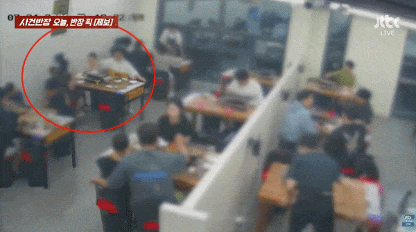 부산의 한 고기 무한리필 식당에서 어린 자녀 2명과 함께 식사를 마친 일가족이 음식값을 내지 않고 떠났다는 제보가 전해졌다. /사진=사건반장 캡처