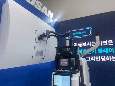 두산로보틱스의 '스캔앤고'가 작동하는 모습./사진=이정우 기자