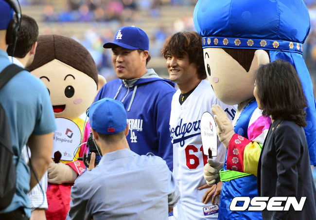 [사진]류현진-박찬호,'다저스 한국의 날 기념해요!'