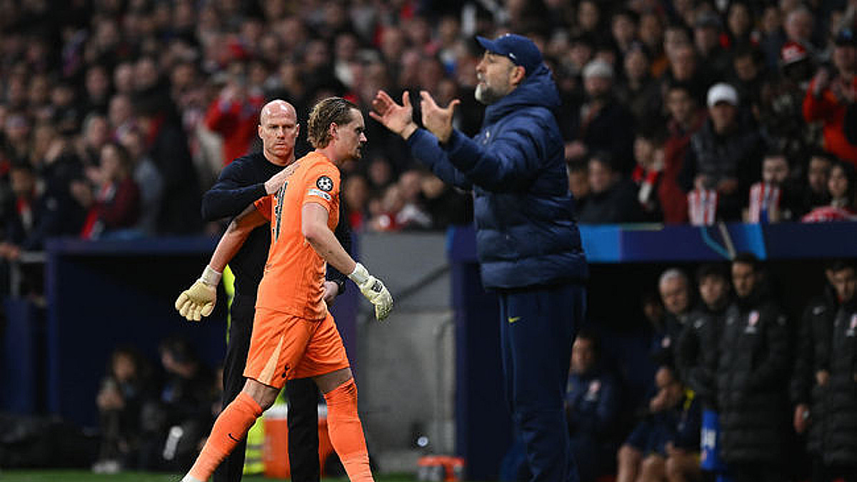 투도르 감독의 모습