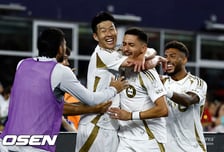 '막을 수가 없다' 첫 경기부터 공격 포인트 4개 쌓은 손흥민...MLS, "1골 3도움, 경기 흐름 지배"