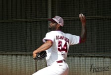 첫 라이브 피칭 맞아? 최고 148km 쾅! 포크볼 예술이네! 키움 알칸타라, “느낌 매우 좋았다” [키움 캠프]