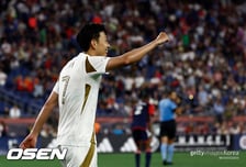 '1골 3도움 폭발!' 손흥민, 북중미 데뷔전 지배…LAFC 시즌 출발 완벽