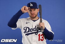 "돈 포기했다고 하는데…내가 왜 다저스를 떠나야 하나?" 헐값에 남은 먼시의 진심, 더 중요한 가치 있었다