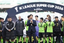 '정정용 데뷔전 우승' 전북, 슈퍼컵 들었지만...정정용 감독, "이 우승은 작년의 성과...이제부터 시작" [전주톡톡]