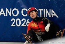 "죄송합니다 죄송합니다 죄송합니다"...'노메달' 린샤오쥔, 역대 최악 '참패'에 3번이나 사과→中 팬들 응원 박수[2026 동계올림픽]