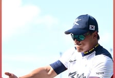 풍선 아니야? 3kg 볼 휙휙 던지는 ‘케릴라’ 안현민 [O! SPORTS 숏폼]