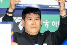 "일관성" 이정효 감독, "오직 승격" 김도균·김병수 감독, 그냥 "고정운" 고정운 감독...K리그2 개막 출사표[오!쎈 서울]