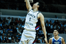 ‘유기상 벤치 부담 가중된 에이스 이현중 퇴장’ 니콜라스 감독 선수기용, 총체적 난국