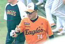 한화, NPB 다승왕→56승 베테랑→1라운더 신인 등판한 닛폰햄 잡았다…김경문 감독 "까다로운 투수들 상대로 좋은 경기" [오!쎈 오키나와]