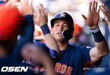 "이 순간 손꼽아 기다렸다"...빅리그 생존 경쟁 마다하고 태극마크, 위트컴은 어머니를 위해 뛴다