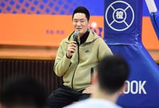 "기준을 세워주는 지도자가 되었으면..." 전희철 감독이 유소년 지도자들에게 바라는 점