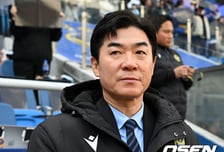 '서울전 1-2 패배' 인천 윤정환 감독, "나오지 말아야 할 실수가...개선할 수 있다고 믿어" [인천톡톡]