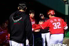 와 ‘김재환 효과’ 기대된다! ‘日 13-4 완파’ 이숭용 감독 “공수에서 높은 집중력 발휘, 신구조화 인상적” [오!쎈 미야자키]