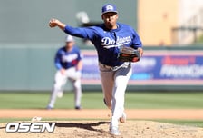 ‘올해 기대해’ 다저스 998억 마무리, 156km 쾅!→1이닝 무실점…하지만 컵스에 2-6 완패 [LAD 리뷰]