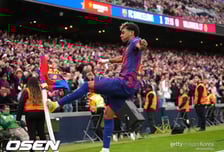 '커리어 첫 해트트릭 폭발' 바르셀로나, 야말 미친 활약으로 비야레알 4-1 제압...2위 레알과 4점 차