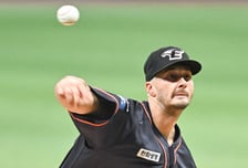 그 투수 맞아? "한국 쓰레기 나라" 욕했던 前 한화 외인, 157km 쾅!→1이닝 2K 퍼펙트 깜짝투