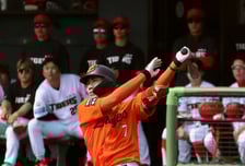 '심우준 결승 2타점' 한화, KIA 5-0 완파하고 연습경기 3연승! 화이트 에르난데스 6이닝 8K 무실점 합작 [오키나와 리뷰]