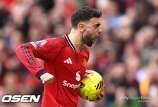 '캐릭볼' 맨유, C.팰리스에 2-1 역전승...AV 제치고 리그 3위 도약