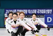 [공식발표] "영미!" 평창 컬링 銀 신화, 팀 킴 해체 선언..."길게는 17년, 한 팀으로서 여정 마무리" 마지막 인사 남겼다