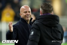 역대 이런 챔피언 있었나.. 리버풀, 90분 이후 실점 패배 5경기 '역대 최다' 불명예